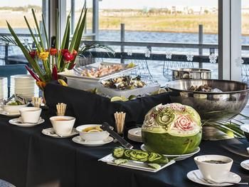Best Western Plus Lake Kawana Hotel - Timeshare Accommodation 1
