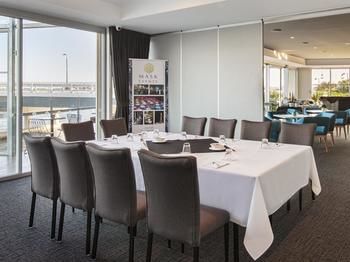 Best Western Plus Lake Kawana Hotel - Timeshare Accommodation 3