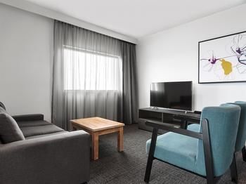 Best Western Plus Lake Kawana Hotel - Timeshare Accommodation 16