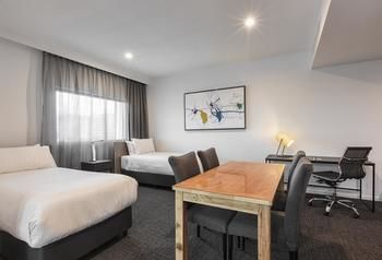 Best Western Plus Lake Kawana Hotel - Timeshare Accommodation 30