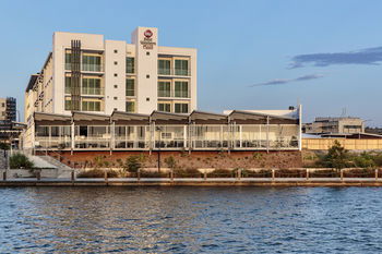 Best Western Plus Lake Kawana Hotel - Timeshare Accommodation 31