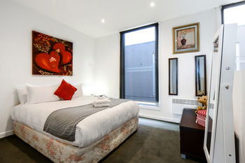 UrbanMinder @ Montague - Timeshare Accommodation 6
