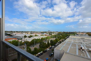 UrbanMinder @ Montague - Timeshare Accommodation 15