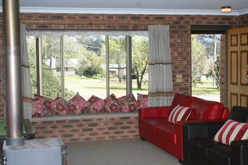 Shady Trees Barrington Holiday House - Timeshare Accommodation 7