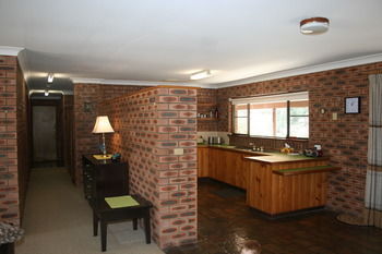 Shady Trees Barrington Holiday House - Timeshare Accommodation 8