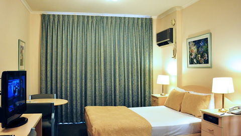 BEST WESTERN Airport Motel And Convention Centre - Timeshare Accommodation 2