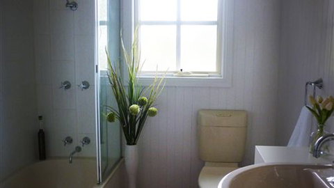 Amelda's Towerhill - Timeshare Accommodation 5