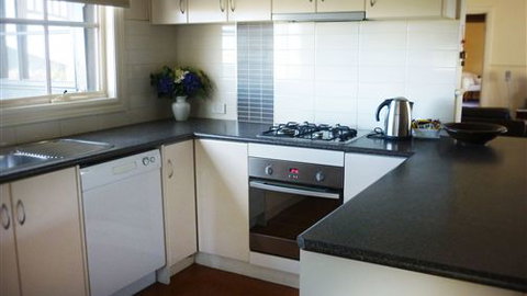 Amelda's Towerhill - Timeshare Accommodation 3