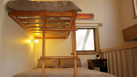 Wallace's - Crystal Creek Chalet 1 - Timeshare Accommodation 3