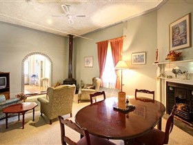 Granma's B&B - Timeshare Accommodation 2