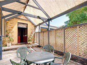 Granma's B&B - Timeshare Accommodation 3