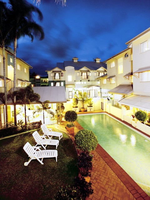Cairns Queens Court - Timeshare Accommodation 1