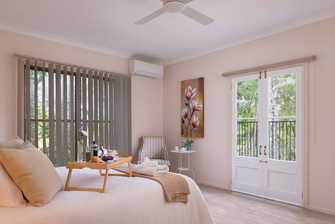 Jacaranda Cottages - Timeshare Accommodation 10