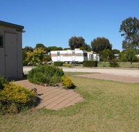 Cummins Community Caravan Park - Timeshare Accommodation