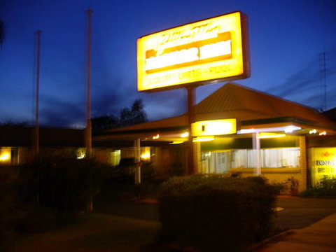 Golden West Motor Inn - Timeshare Accommodation 0