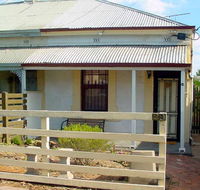 Harriett's Cottage Accommodation Clyde's Cottage - Timeshare Accommodation