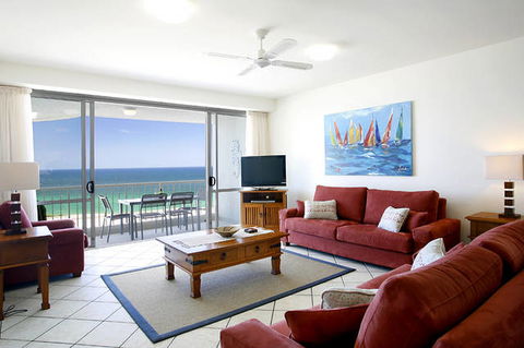 La Mer Sunshine Beachfront Apartments - Timeshare Accommodation 2