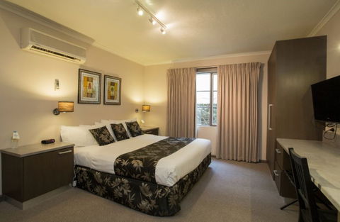 Eltham Gateway Hotel And Conference Centre - Timeshare Accommodation 1