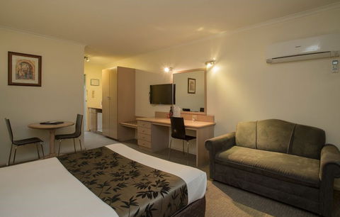 Eltham Gateway Hotel And Conference Centre - Timeshare Accommodation 2