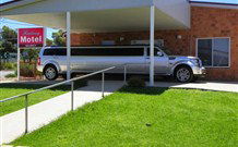 Railway Hotel Condobolin - Condobolin - Timeshare Accommodation 0