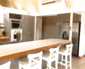 Kellarni Downs Farmstay-Scenic Rim - Timeshare Accommodation 3