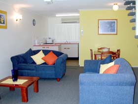 Bayshores Holiday Apartments - Timeshare Accommodation 2