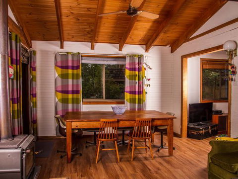 Daisy's Cottage - Timeshare Accommodation 2