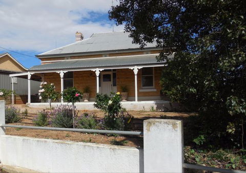 Book Keepers Cottage Waikerie - Timeshare Accommodation 0