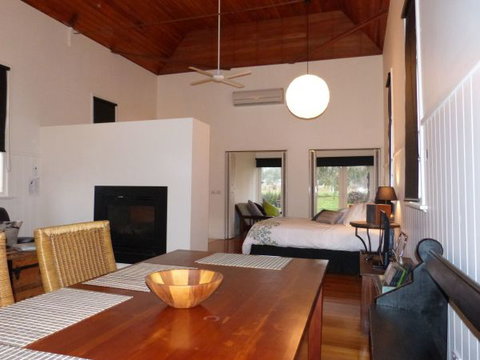Churches Of Yarck - Timeshare Accommodation 3