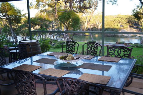River Shack Rentals - Living The Dream - Timeshare Accommodation 59