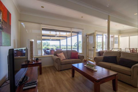 River Shack Rentals - Living The Dream - Timeshare Accommodation 51