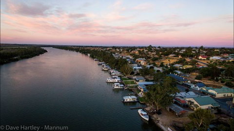 River Shack Rentals - Living The Dream - Timeshare Accommodation 95