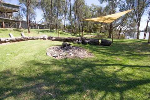 River Shack Rentals - Living The Dream - Timeshare Accommodation 109