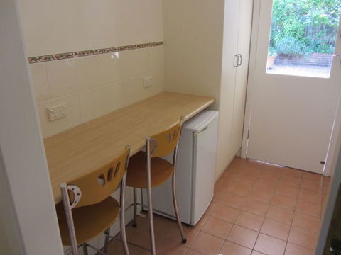 Jacaranda Bed And Breakfast - Timeshare Accommodation 7