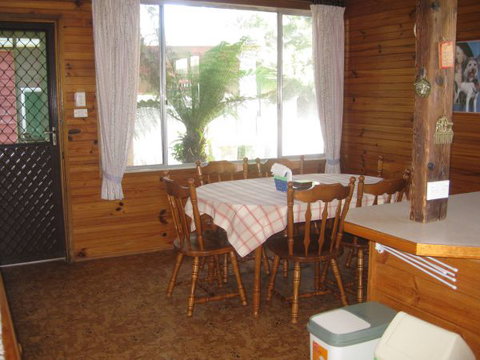 Grantham House  Pet Friendly Holiday Home - Timeshare Accommodation 1