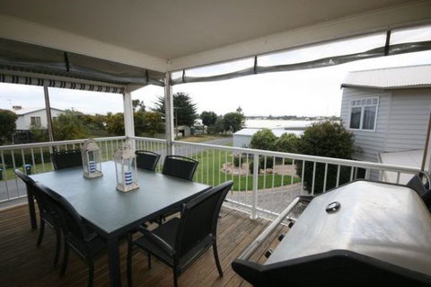 LJ Hooker Goolwa Holiday Rentals - 42 Underwood Avenue, Goolwa Beach - Timeshare Accommodation 6