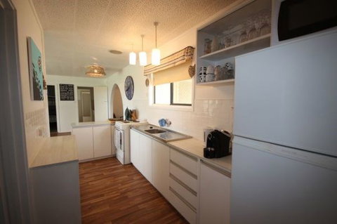LJ Hooker Goolwa Holiday Rentals - 42 Underwood Avenue, Goolwa Beach - Timeshare Accommodation 11