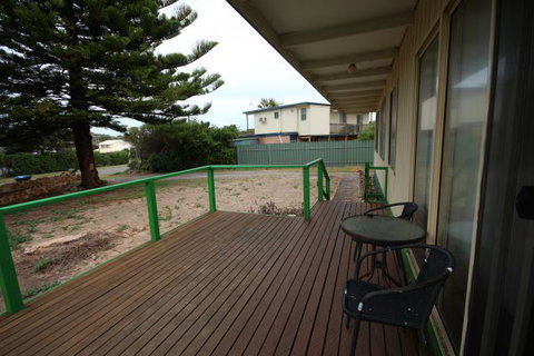 LJ Hooker Goolwa Holiday Rentals - 42 Underwood Avenue, Goolwa Beach - Timeshare Accommodation 15