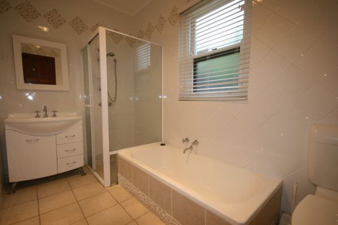 LJ Hooker Goolwa Holiday Rentals - 42 Underwood Avenue, Goolwa Beach - Timeshare Accommodation 26