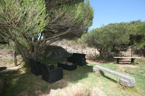 LJ Hooker Goolwa Holiday Rentals - 15 Eaton Avenue, Goolwa Beach - Timeshare Accommodation 3