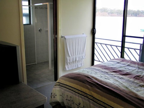 Takeme2 Houseboat - Timeshare Accommodation 3