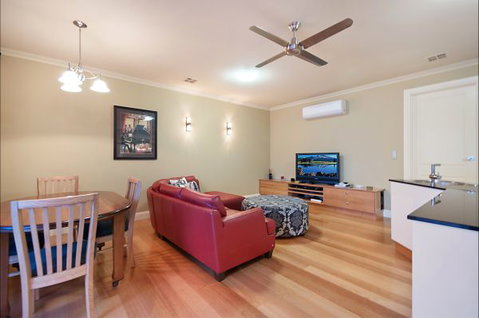 Mount Gambier Accommodation - Timeshare Accommodation 5