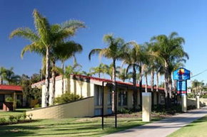 Comfort Inn Deakin Palms - Timeshare Accommodation 4