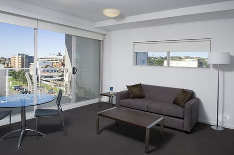Chifley Apartments Newcastle - Timeshare Accommodation 4