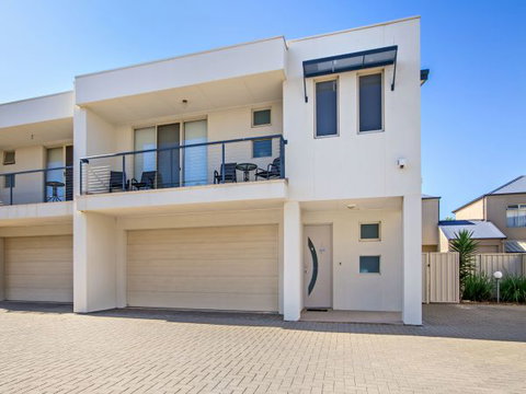 Century 21 SouthCoast: The Residence - Timeshare Accommodation 0