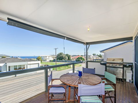 Century 21 SouthCoast: Whinnerah Sunsets - Timeshare Accommodation 1