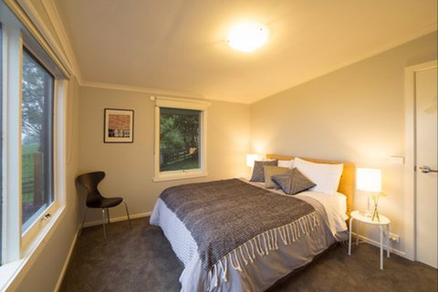 Halcyon Cottage Retreat - Self Contained Accommodation - Timeshare Accommodation 9