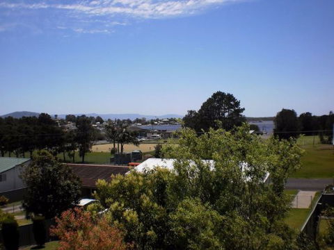 Anchors Aweigh - Timeshare Accommodation 1