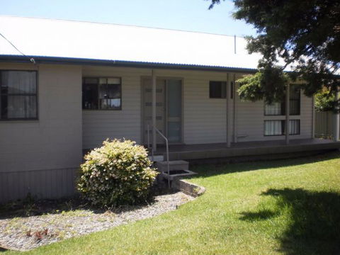 Anchors Aweigh - Timeshare Accommodation 4