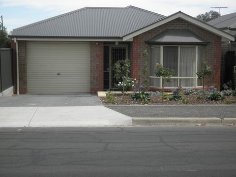 C&C's Bed And Breakfast - Timeshare Accommodation 1